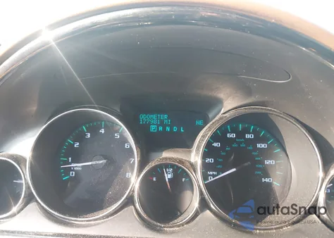 2016 Buick Enclave Leather z USA, uszkodzony, nr VIN 5GAKRBKD7GJ254546